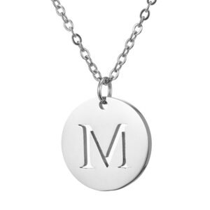 Collar de acero inoxidable con dije "M" plateado