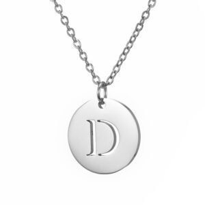 Collar de acero inoxidable con dije "D" plateado